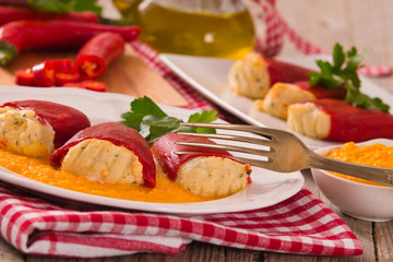 Stuffed piquillo peppers with cod. 