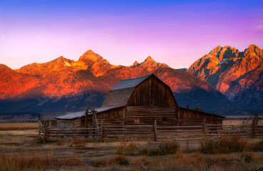 Sunrise on old barn at Mormon Row © Steve Swope