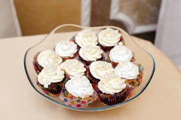 White cream cupcakes