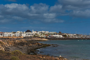 Fototapeta na wymiar Canary islands lanzarote urban view water harbour