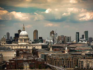 Fototapeta na wymiar London Skyline Kathedrale