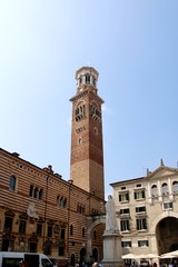 Obraz premium verona, italy, Piazza dei Signori, tower, architecture, landmark, city, old, ancient, medieval, palazzo, palace, town, historic, 