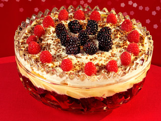 TRADITIONAL TRIFLE
