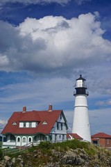 Cape Elizabeth, Maine, USA: The Portland Head Light (1791) on a head of land at the entrance to the primary shipping channel of Portland Harbor. It is the oldest lighthouse in Maine.