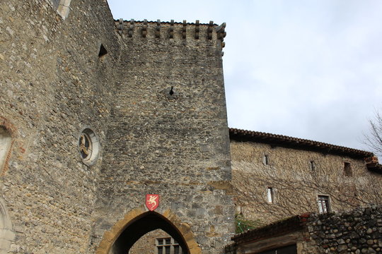 VILLAGE MEDIEVAL DE PEROUGES - AIN