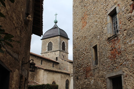 VILLAGE MEDIEVAL DE PEROUGES - AIN