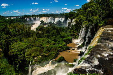 Fototapeta na wymiar Iguazu falls