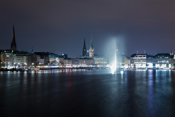 Fototapeta na wymiar Hamburg at the Night