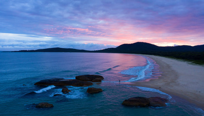 Obraz premium Sunrise at Trial bay, South west rocks, Australia.