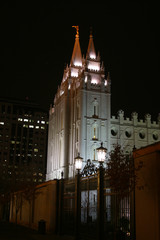 Obraz premium Salt Lake Mormon Temple at Christmas