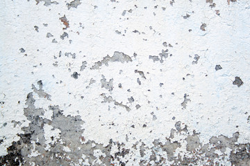 White cracked paint