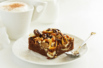 chocolate brownie with caramel.