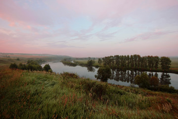 Fototapeta na wymiar early morning on the river bank with beautiful views