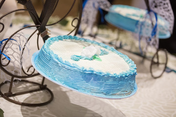 Wedding cake on cicle