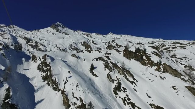 Snowy mountain from Gondol 