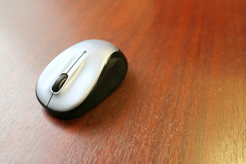 wireless mouse on the office desk