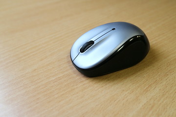 wireless mouse on the office desk