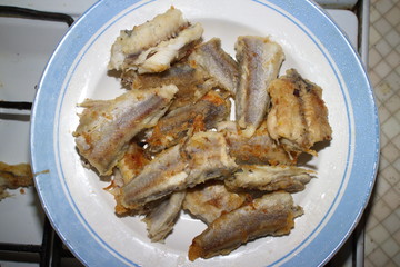 fried fish on a plate