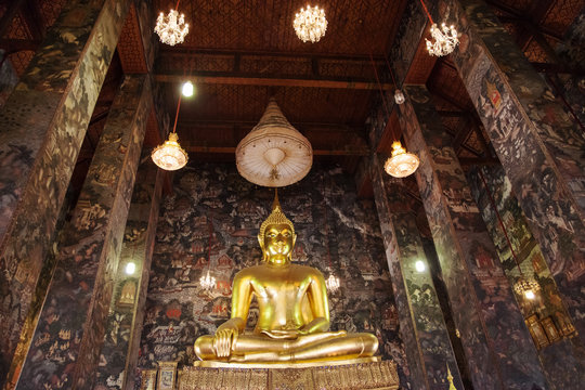 Royal Chapel of Wat Suthat