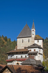 Fototapeta na wymiar Kloster San Romedio im Val di Non