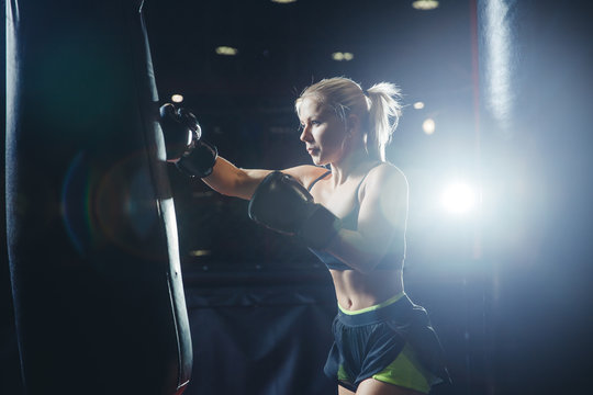 girl athlete Boxing MMA