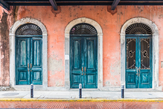 Typically colourful architecture in the historic old quarter (Casco Viejo) in Panama City, Panama