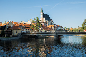 Fototapeta premium The bridge across the river Ltava in the stunning beautiful old Czech town of Cesky krumlov