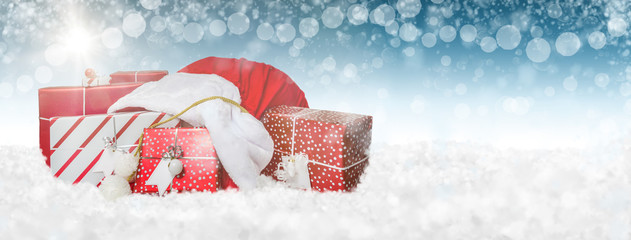 Santa Gift Bag in Snow Web Banner