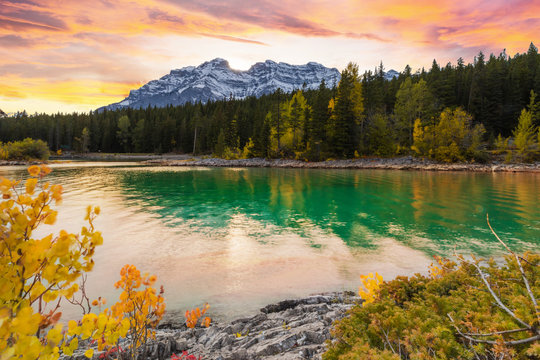 Lake Minnewanka in Autumn