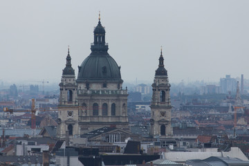 Fototapeta na wymiar Prédio antigo na cidade de Budapeste