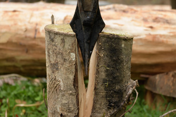 Splitting Wood