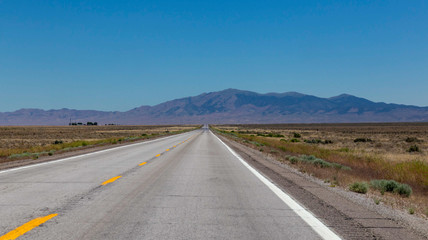 Fototapeta na wymiar The Loneliest Road in America