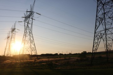 Torres de energia elétrica © Leidiane