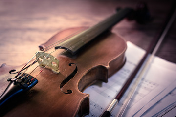 Fototapeta premium Violin on Table