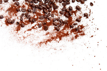 Fototapeta na wymiar Coffee bean and coffee powder on white background