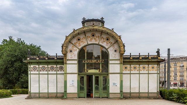 U-Bahnstation Karlsplatz von Otto Wagner, Wien