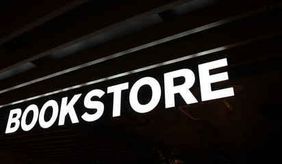BOOK STORE 照明看板