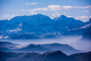Fototapeta na wymiar winter mountains