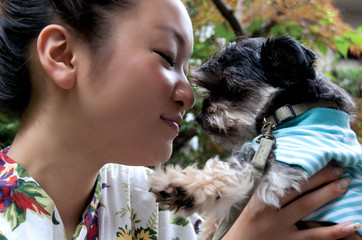 Asian female model poses for pictures in the nature