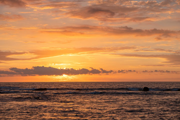 Fototapeta na wymiar Sunrise near Kona, Hawaii