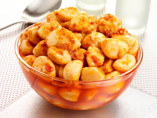 MARINATED GARLIC CLOVES
