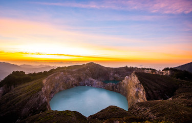 Amanecer Kelimutu, Volcan Indonesia