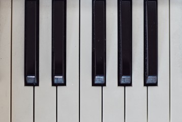 piano keyboard