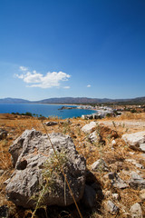 Felsiges Ufer am Meer