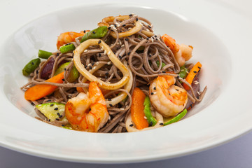 Asian noodles with seafood
