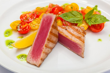 Tuna grilled vegetables