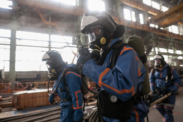 Walkie talkie radios and halt trowels for the fire brigade and the police