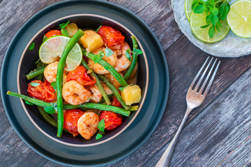 Thai prawns with pineapple and green beans - top view