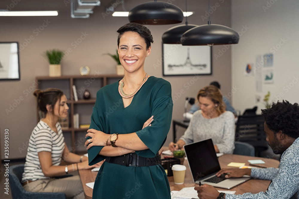 Wall mural Successful young business woman