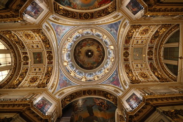 Fototapeta na wymiar Kirche in st. Petersburg